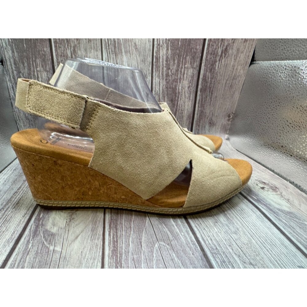 Clarks Collection Women's Beige Suede Ankle Strap Open Toe Wedge Sandal 11M M